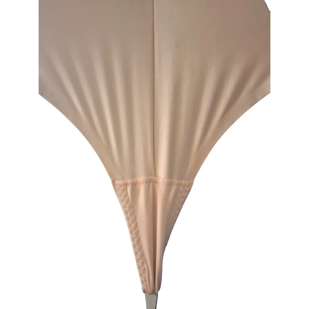 Spanx Suit Your Fancy Plunge Low-Back Thong Bodysuit Beige‎ Small 10156R